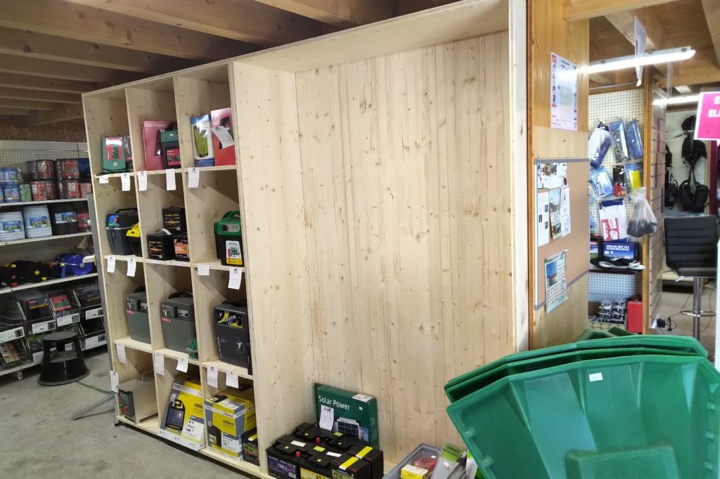 Atelier-du-Guiers-agencement-magasin (3)